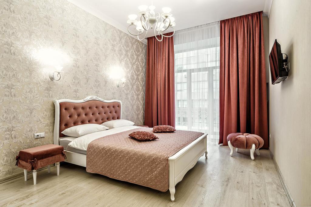 American Apartment Lviv Extérieur photo